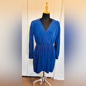 Elegant Blue Long Sleeve Dress